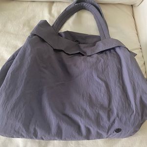 Lululemon On My Level Bag